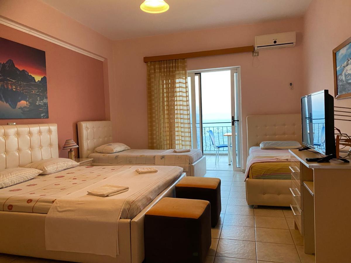 Hotel Odhisea Qeparo Ngoại thất bức ảnh