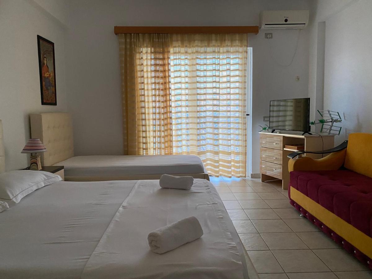 Hotel Odhisea Qeparo Ngoại thất bức ảnh